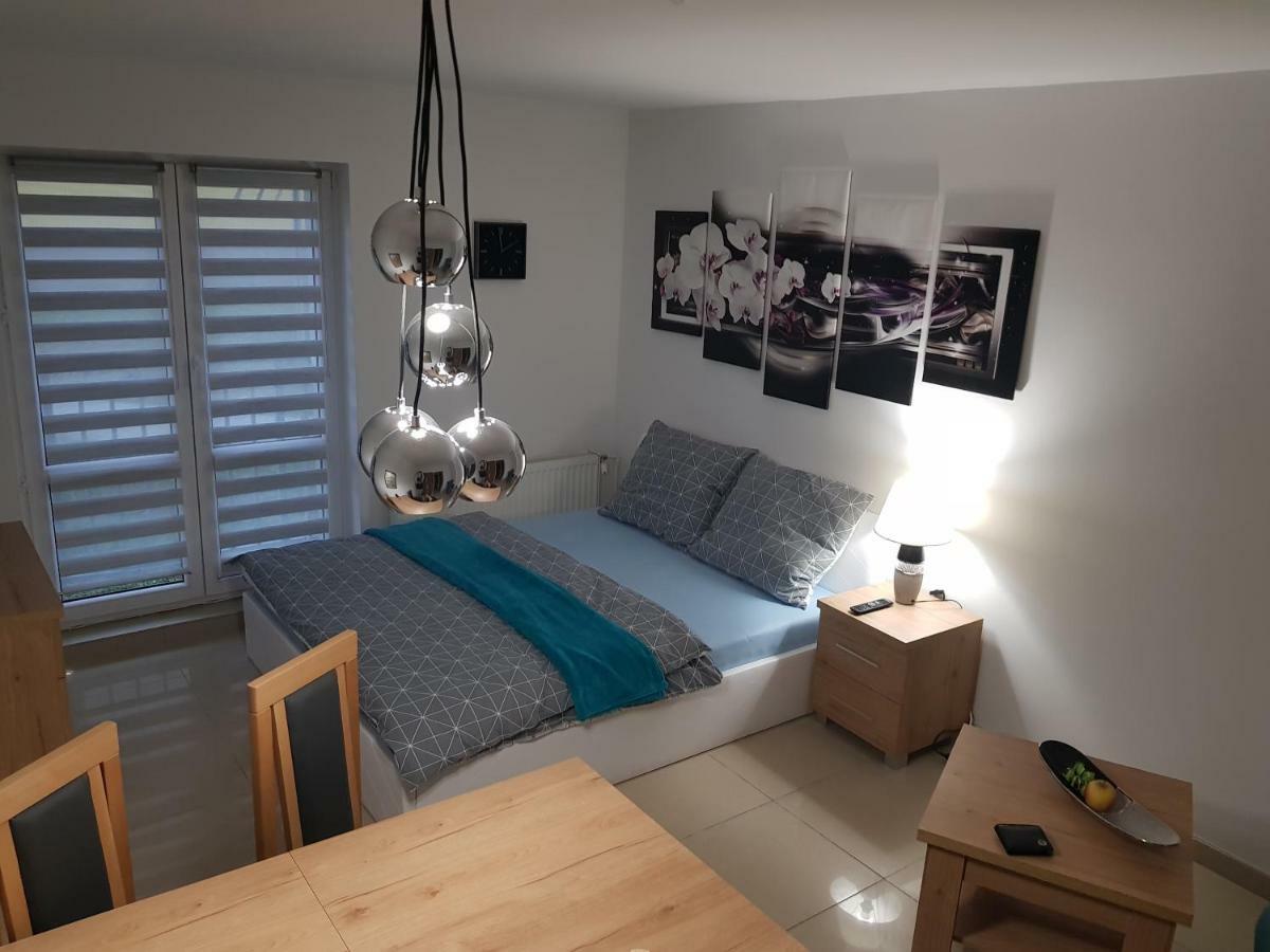 ביטום Apartamenty Rest Studio Self Check-In 24H מראה חיצוני תמונה
